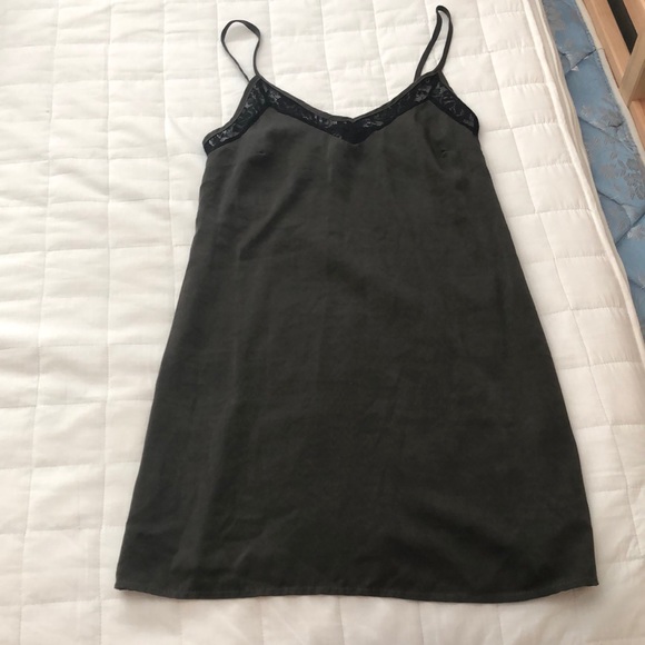 Super cute green silk slip dress- Mendocino - Picture 2 of 6